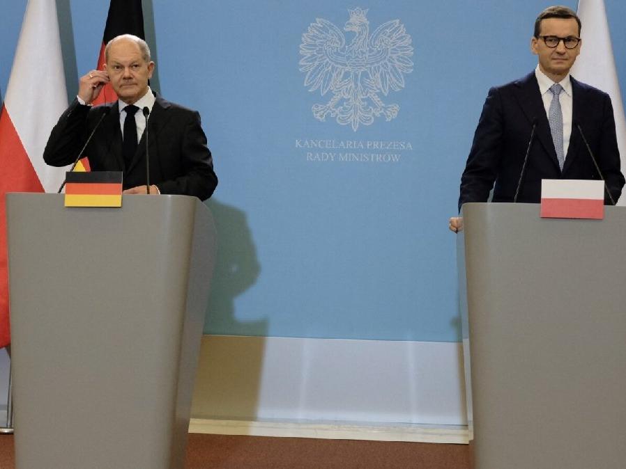 Polonya ile Almanya arasında 'fon' gerilimi