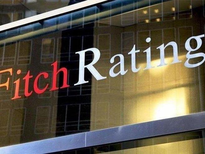 Fitch, Varlık Fonu ve 13 Türk bankasının kredi notunu negatife indirdi