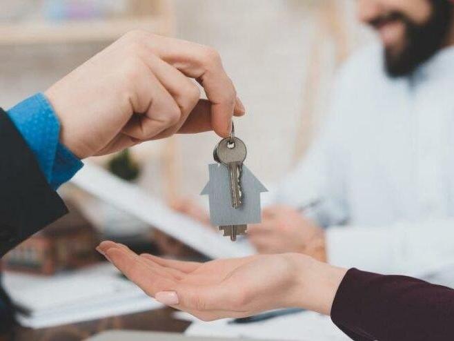 Kasımda dolarla birlikte yabancılara konut satışı rekor kırdı