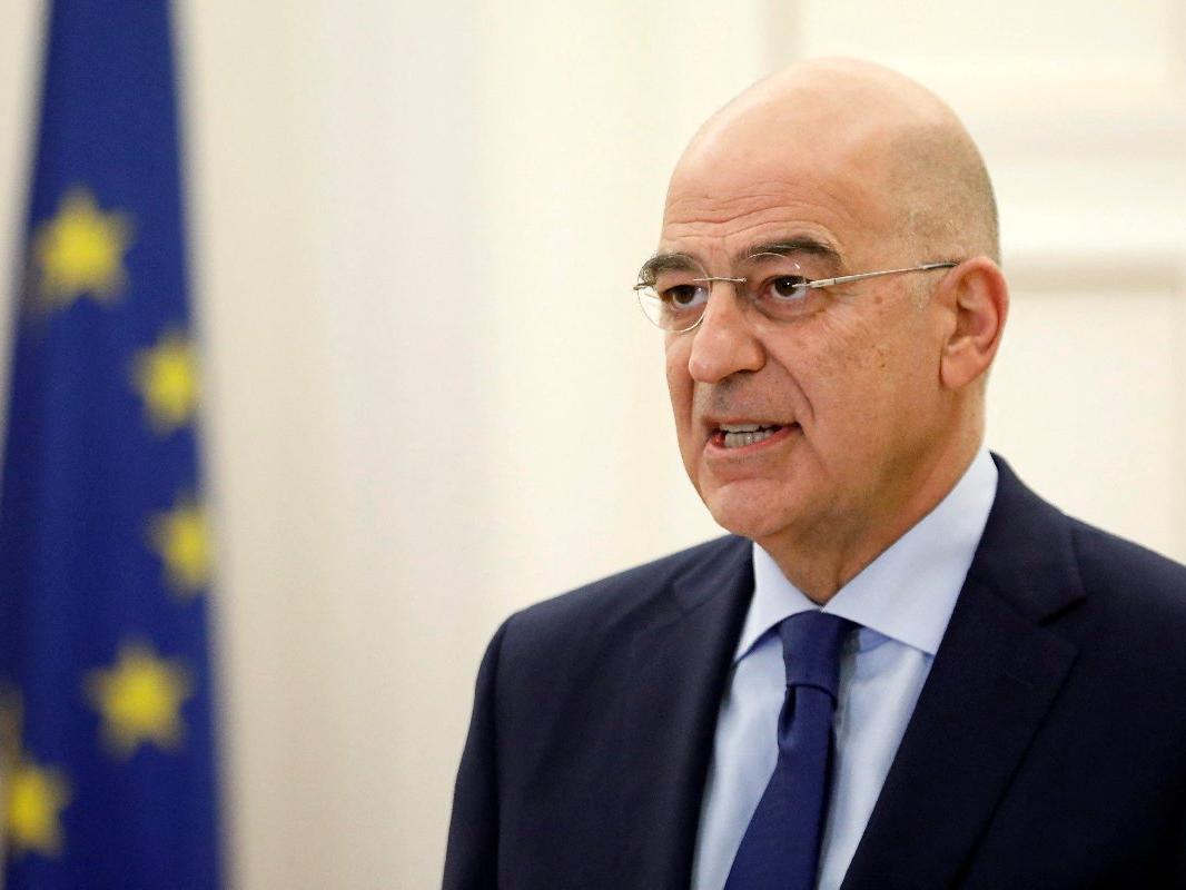 Yunan Dışişleri Bakanı Dendias: Türkiye giderek AB’den uzaklaşıyor