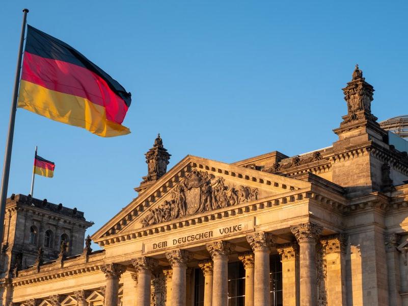 Alman vekillerde Omicron ve Delta mutasyonu tespit edildi