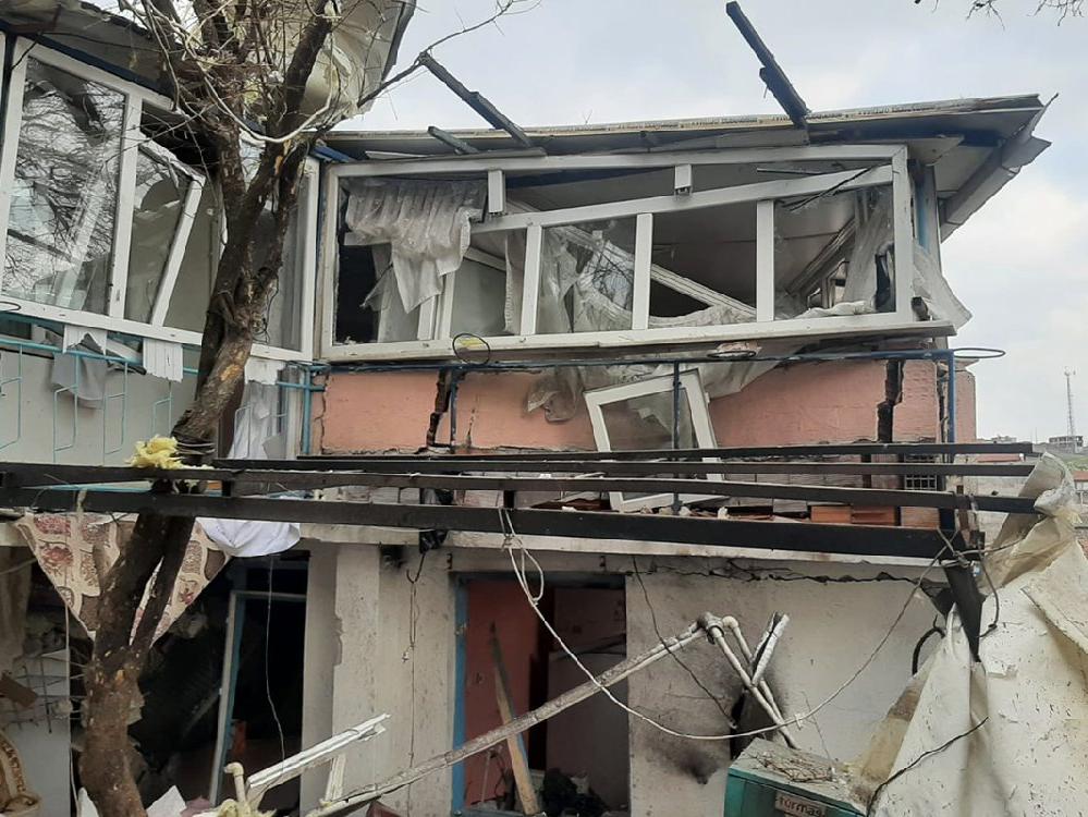 Patlama sonrası ortalık savaş alanına dördü! 8 ev hasar gördü