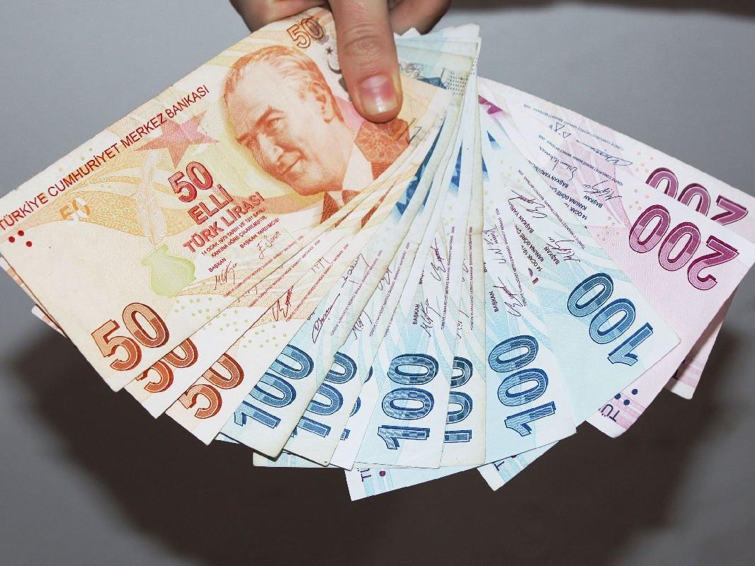 Dolar düştü ama Türkiye'nin borç riski hâlâ yüksek