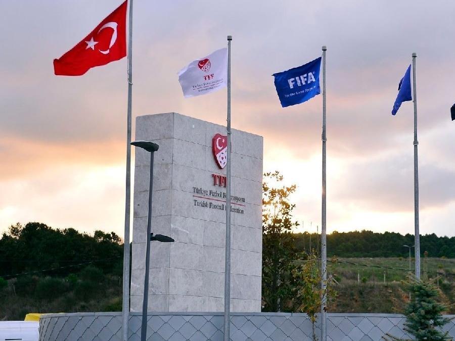 Galatasaray ve Trabzonspor'un cezaları onandı