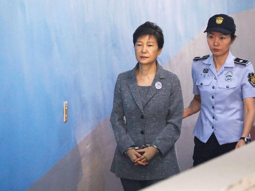 Güney Kore hükümetinden hapisteki eski devlet başkanına af