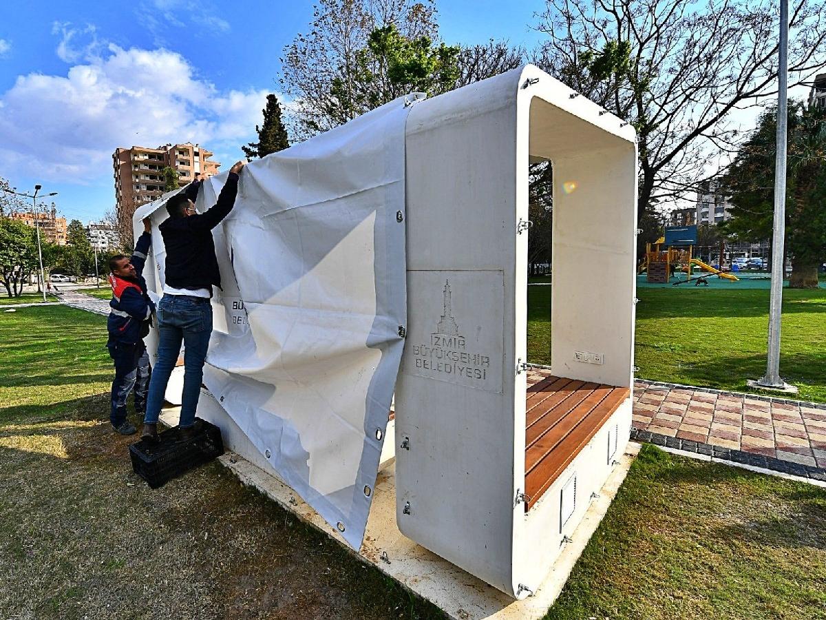 İzmir’de parklar deprem toplanma alanı olarak düzenleniyor
