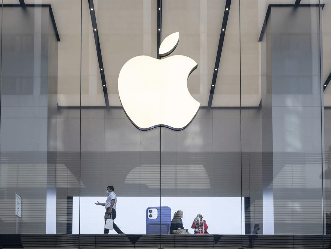 Apple'ın, çalışanlarını kaptırmaya hiç niyeti yok: 180 bin dolarlık bonus...