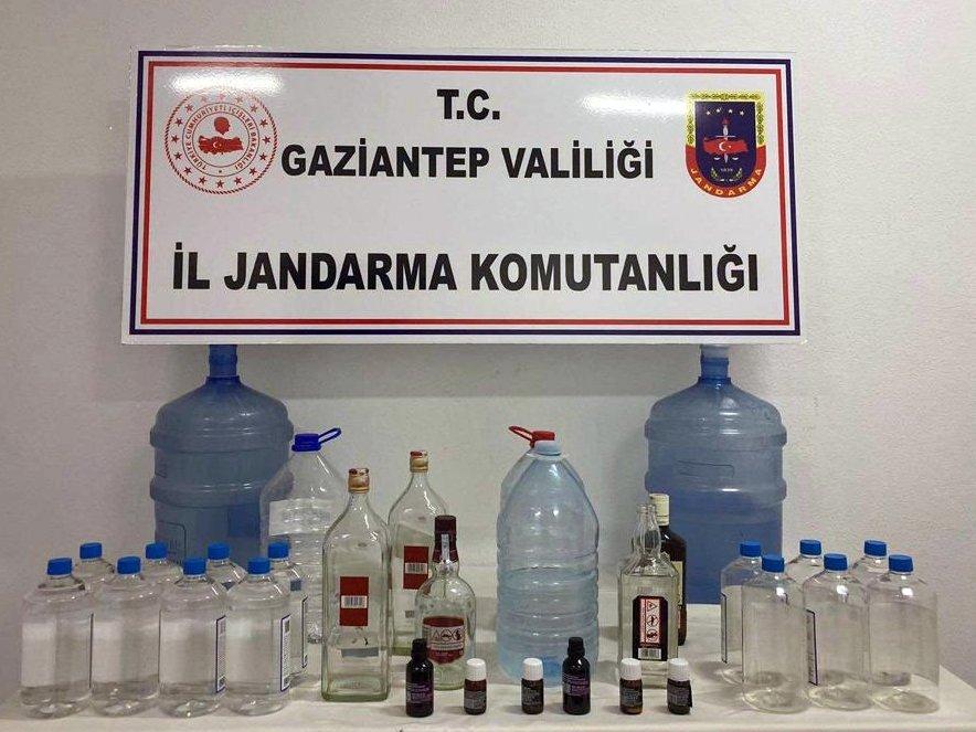 Gaziantep'te 195 litre kaçak içki ele geçirildi