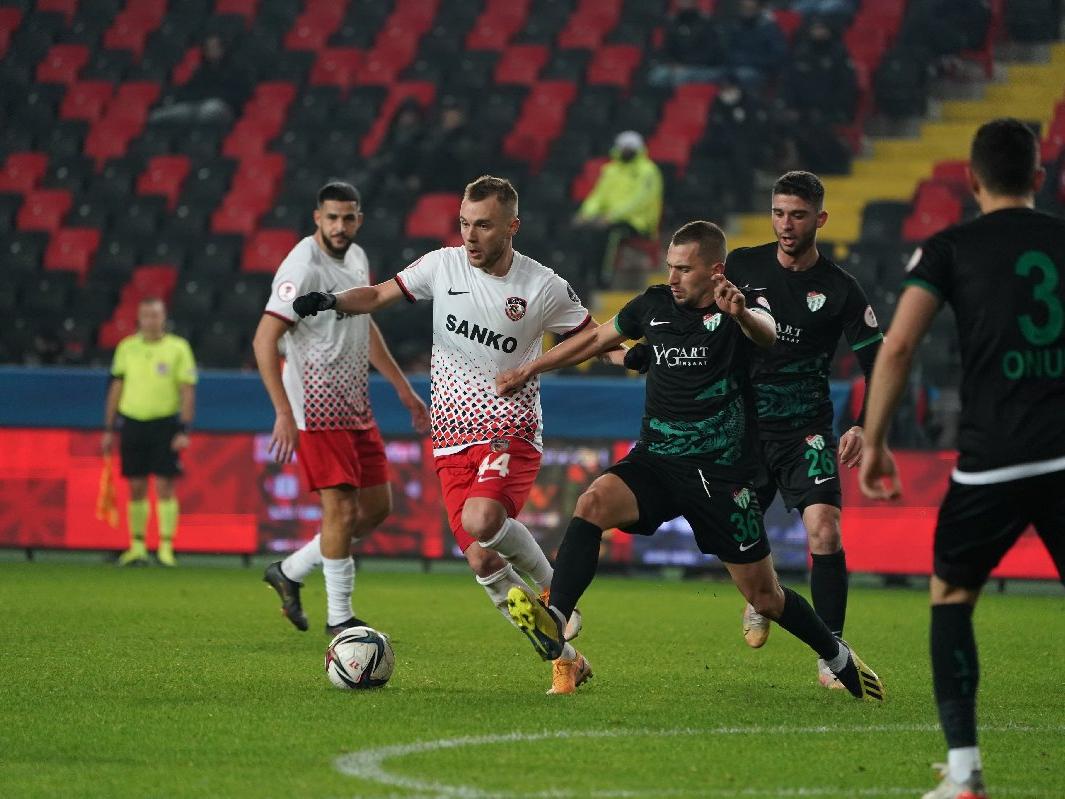 Gaziantep FK turu penaltılarda geçti