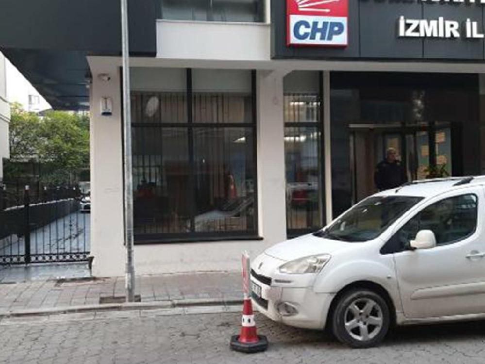 CHP İzmir il başkanlığına saldırı