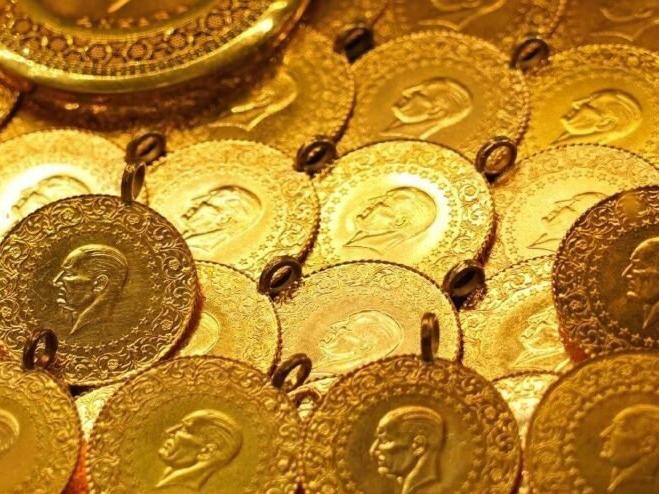 Altın fiyatları yeni yılda dalgalı
