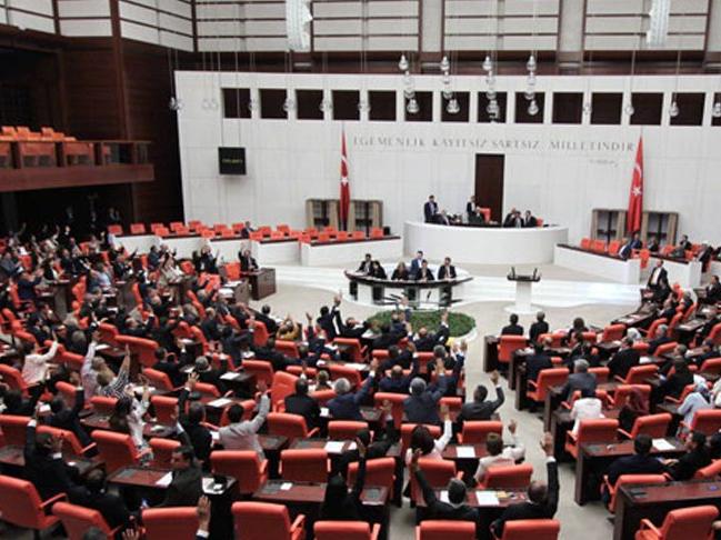 AKP ile CHP arasında 'FETÖ'cülük' tartışması