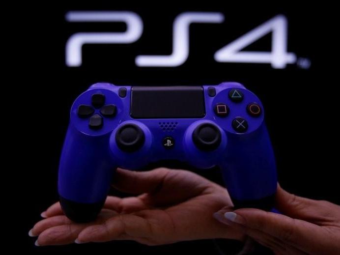Sony, PS5 eksikliğini gidermek için PS4 üretmeye devam etme kararı aldı