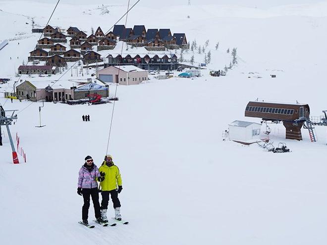 Yedikuyular Kayak Merkezi'ne bir ayda 100 bin ziyaretçi
