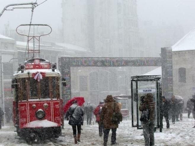 İstanbullular dikkat: AKOM’dan kar ve soğuk uyarısı