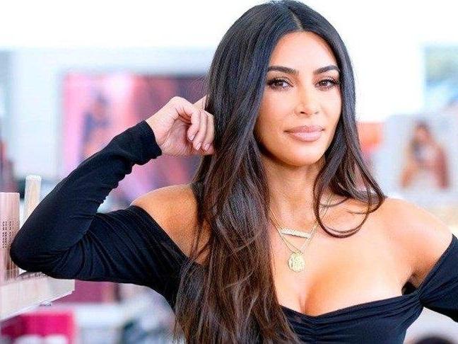 Kim Kardashian'ın paylaştığı kripto para çöktü, ortalık karıştı