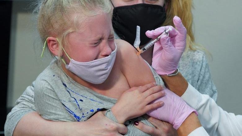 'Aşı sonrası yan etkilerin nedeni aşının kendisi olmayabilir'
