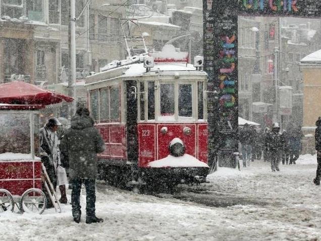 AKOM'dan İstanbul için kar uyarısı: Günlerce sürecek