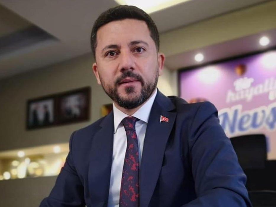 'Hakkımı helal etmiyorum' demişti! Belediye başkanlığının ardından AKP’den de istifa etti
