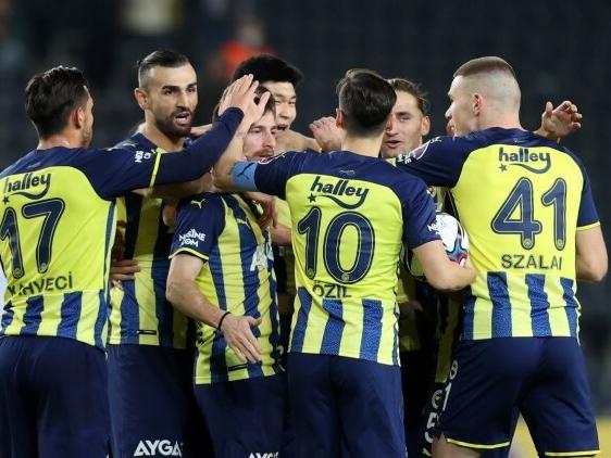 Fenerbahçe'de Sivasspor kamp kadrosunda 6 eksik