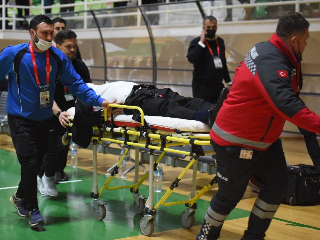 Maç anında kalp krizi geçiren Cengiz Karadağ'ın sağlık durumu hakkında açıklama