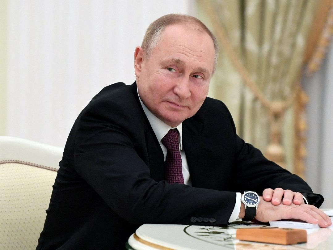 İran'dan Putin iddiası: Yaptırımları delmeye yardım ediyor