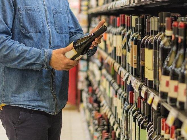Tüketici içki raflarından ayak kesti, satışlar yüzde 40 düştü