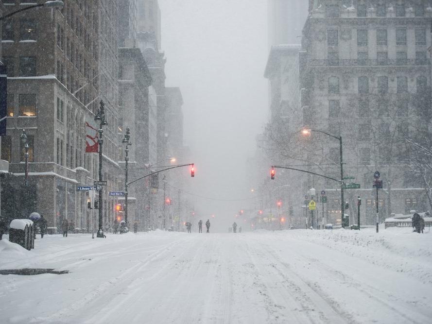 ABD'de kar fırtınası korkusu: Evden çıkmayın