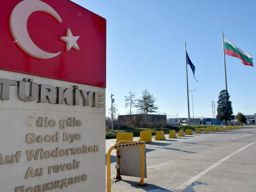 Bulgaristan, Türkiye'ye yönelik 'kırmızı bölge' uygulamasını gevşetti