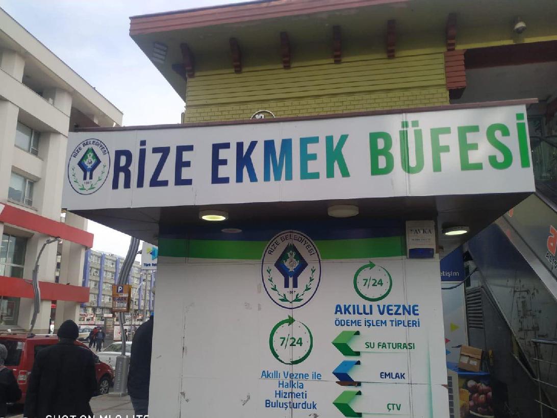 AKP'li Belediye, CHP'yi anımsatıyor diye Halk Ekmek büfelerinin adını değiştirdi
