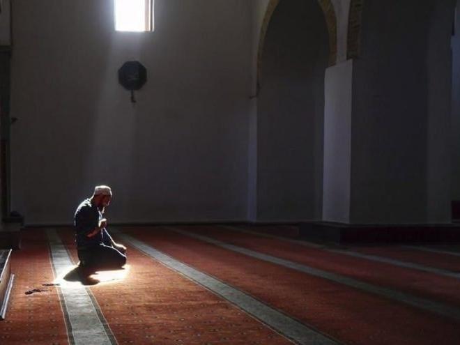 Akşam ezanı saat kaçta? 2 Şubat üç ayların başladığı bugün akşam namazı vakti kaçta?