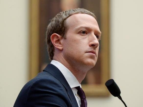 Zuckerberg bir günde 29 milyar dolar kaybetti