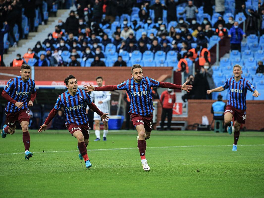 Trabzonspor 3 puanı tek golle aldı! Adım adım yürüyor...