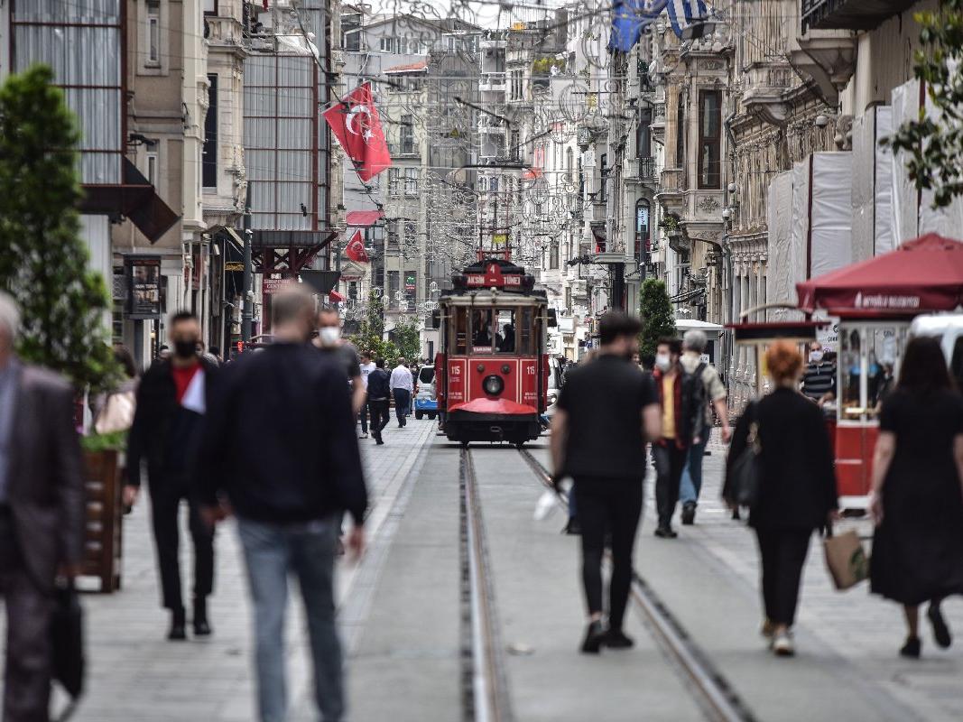 İstanbul’da 2021 böyle geçti: Covid salgını ve ekonomik sıkıntılar