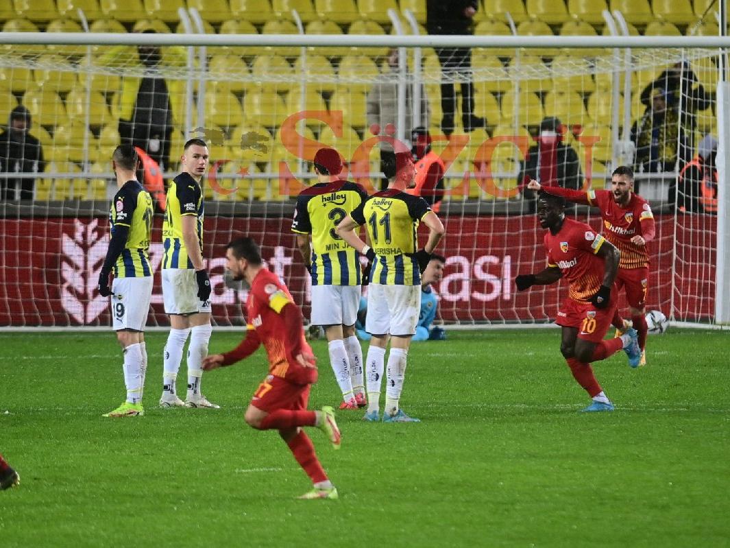 Kayserispor 10 kişiyle Fenerbahçe'yi eledi! 90+4'te çeyrek finale...