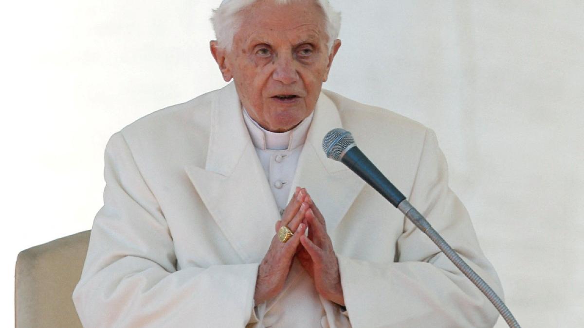 Sessiz kalmakla suçlanmıştı: Eski Papa Benedict cinsel istismar mağdurlarından özür diledi