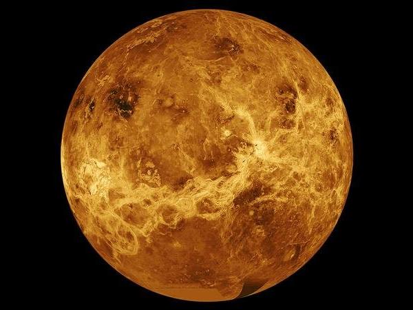 NASA'nın uzay aracı Venüs yüzeyinden çarpıcı görüntüler yakaladı