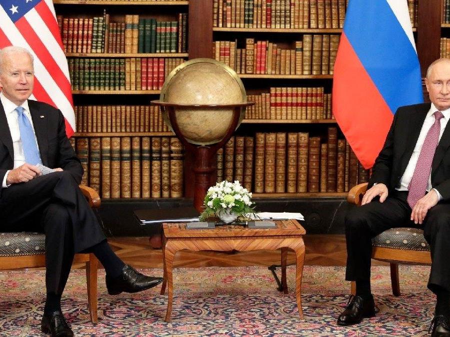 Biden ile Putin'den kritik Ukrayna görüşmesi