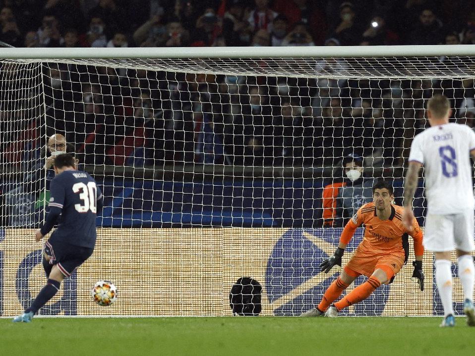 Messi kaçırdı aynı dakika Ronaldo attı! Geceye damga vuran olay...