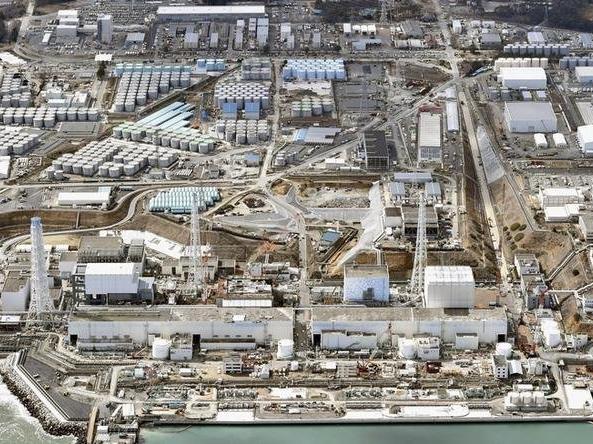 Fukuşima Nükleer Santrali'nin 1.25 milyon tonluk suyunu doğaya salma projesi tartışılıyor