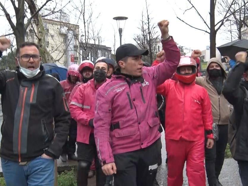 Yemeksepeti çalışanları Almanya Başkonsolosluğu önünde eylem yaptı
