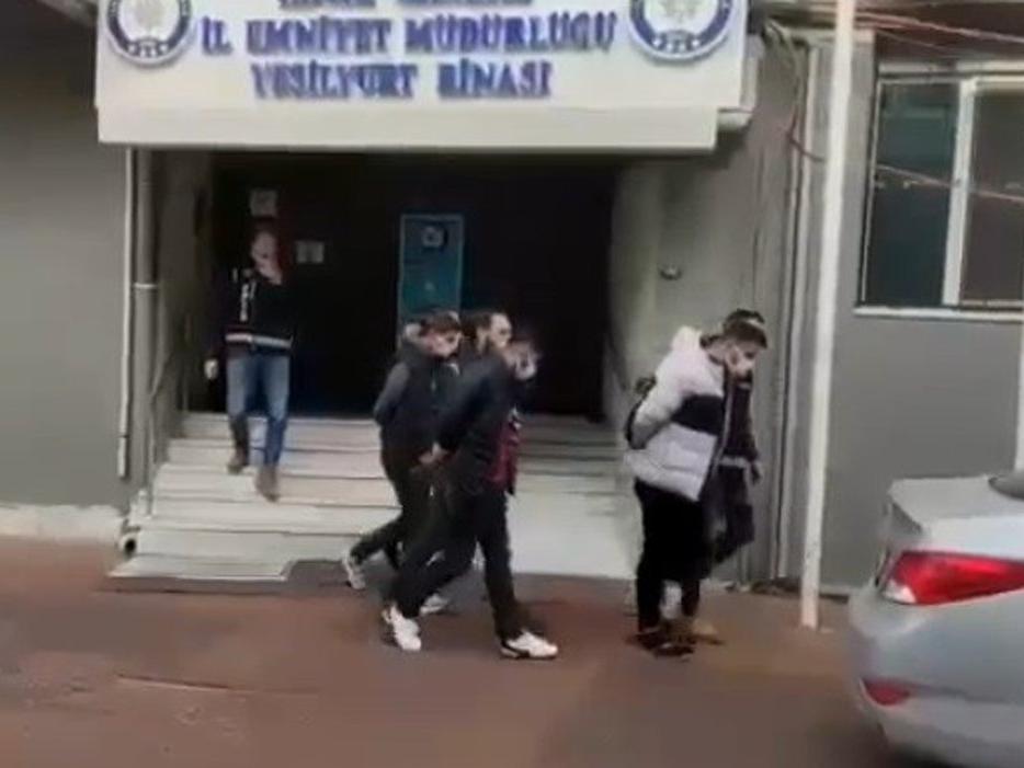 İzmir’de sahte para operasyonu: 3 kişi tutuklandı