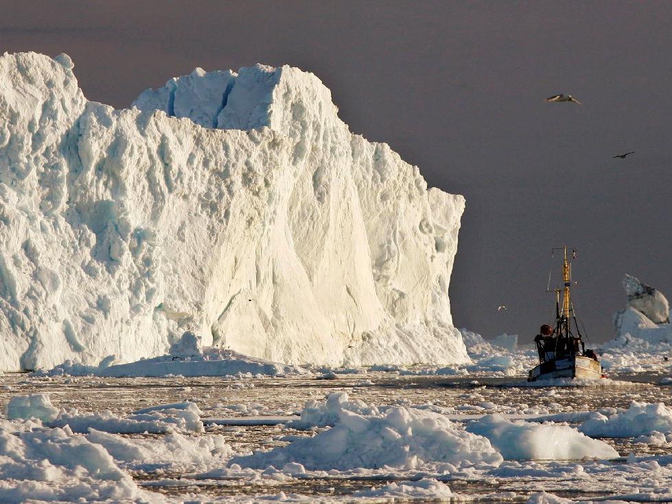 Grönland'ın buz kütlelerindeki erime deniz seviyesini tek başına yükseltiyor