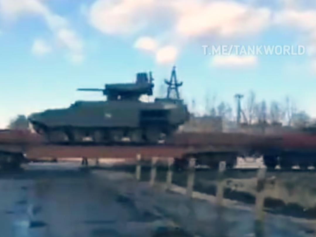 Putin emri verdi: Rus askerleri ve tanklar Ukrayna'ya ilerliyor, Türkiye'den ilk tepki geldi