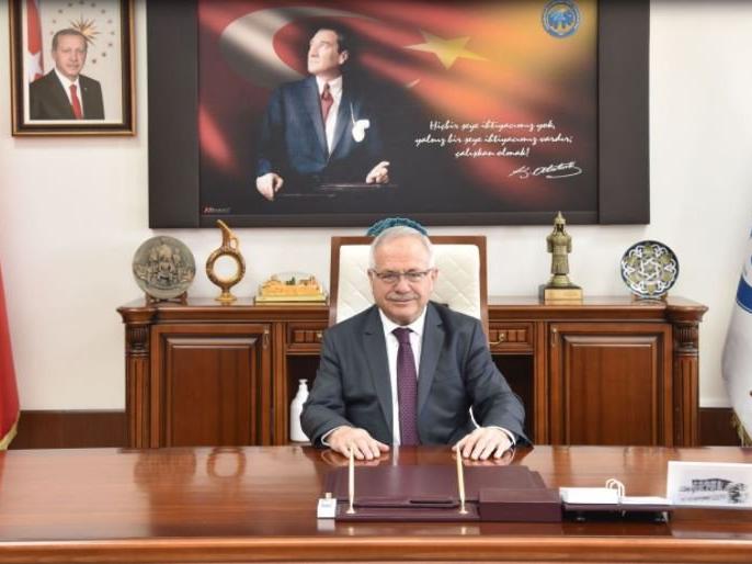 Memur-Sen'den AKP'li rektör hakkında 'usulsüz' iddiası