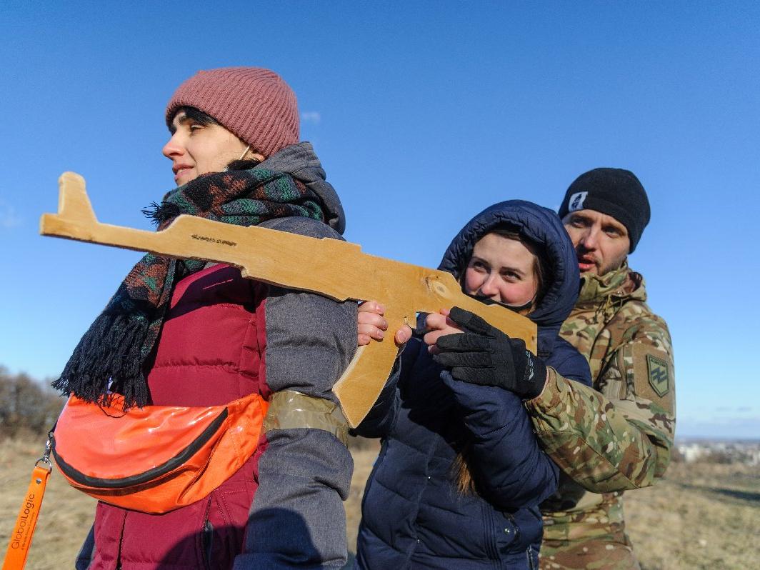 Ukrayna yedek askerleri göreve çağırdı: Maksimum bir yıl