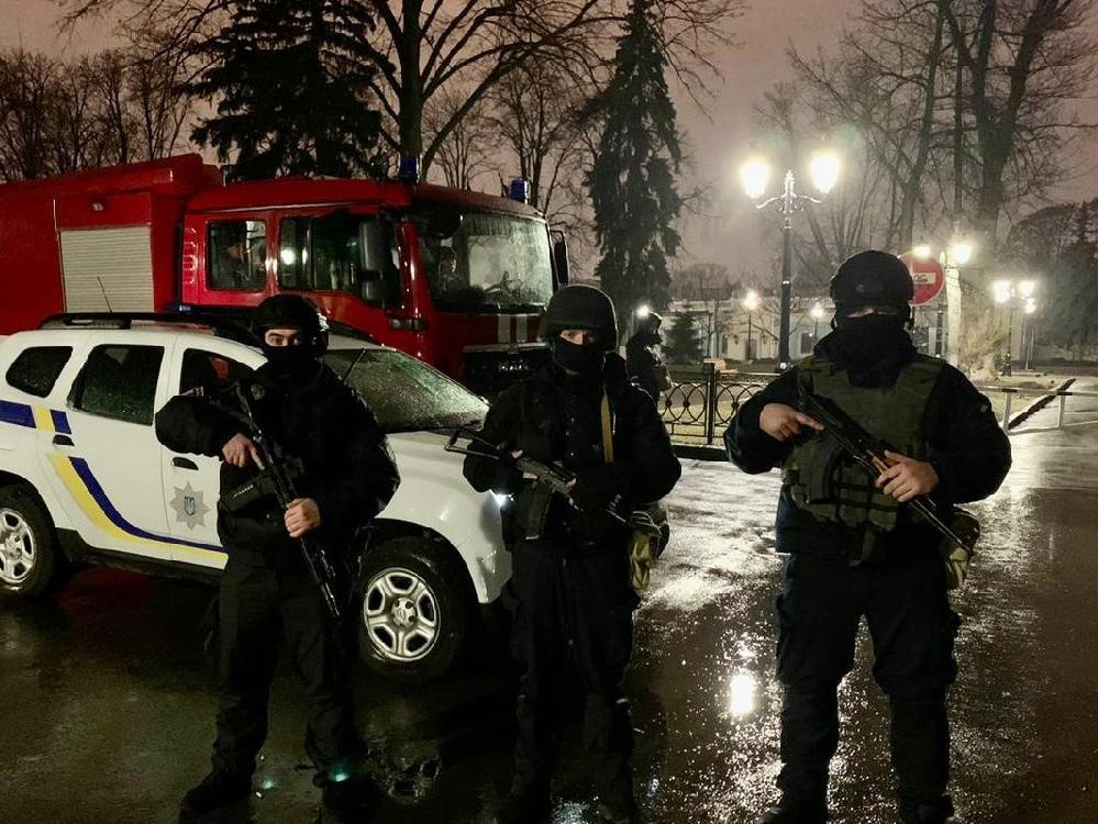 Ukrayna polisinden sıkı denetimler