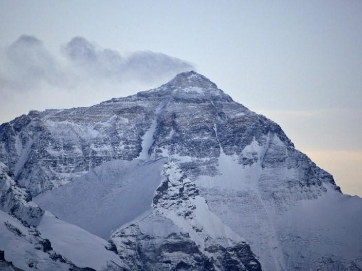Çin’den tepki çeken hamle: Everest’i kazacaklar