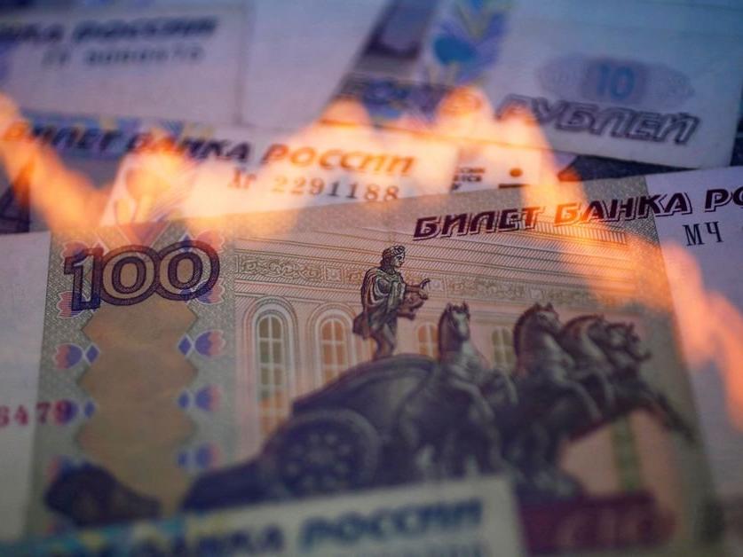 Rusya'da ruble ve borsa toparlanıyor: Şok faiz artışı gelebilir