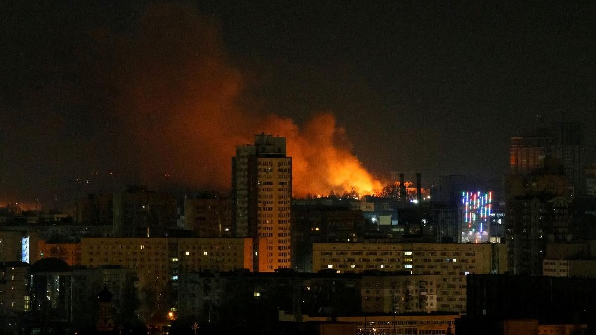 Rusya Kiev merkezine yaklaştı, çatışmalar şiddetleniyor